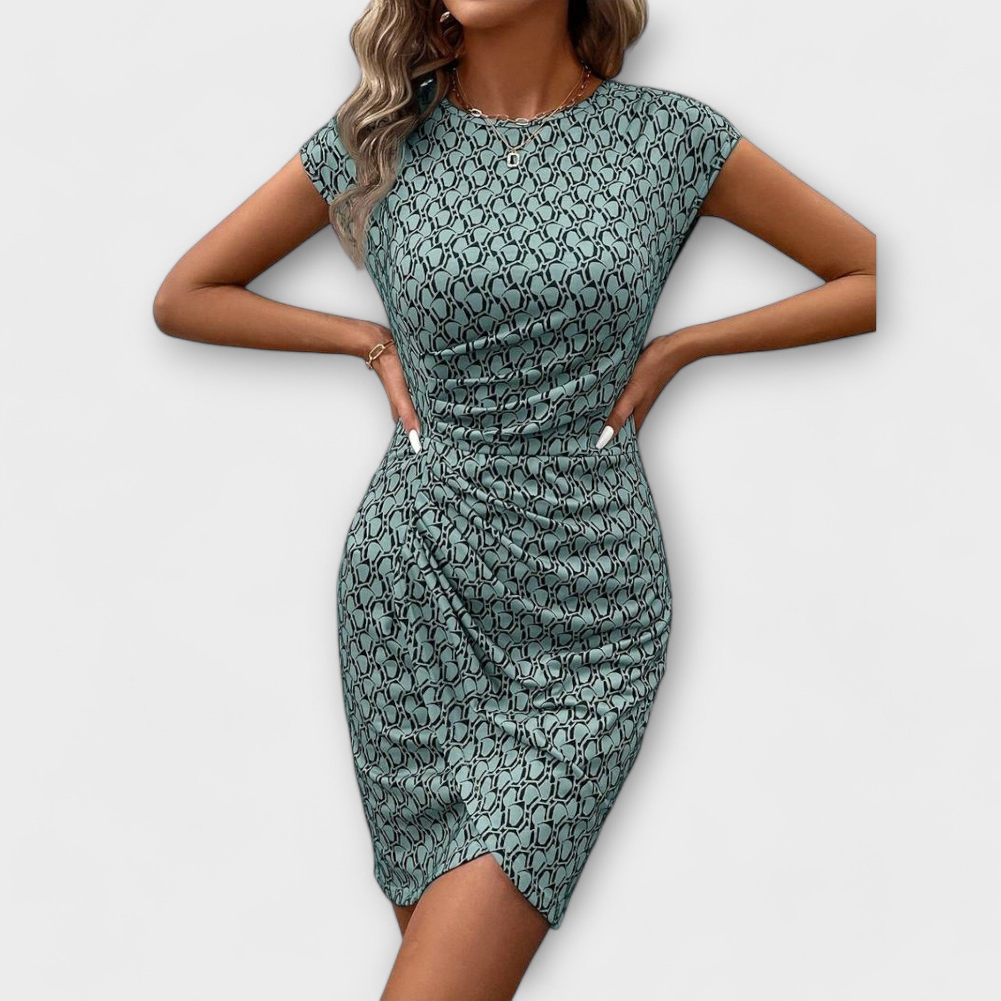 Emma - Vestido de manga corta con corte tulipán y estampado por todas partes