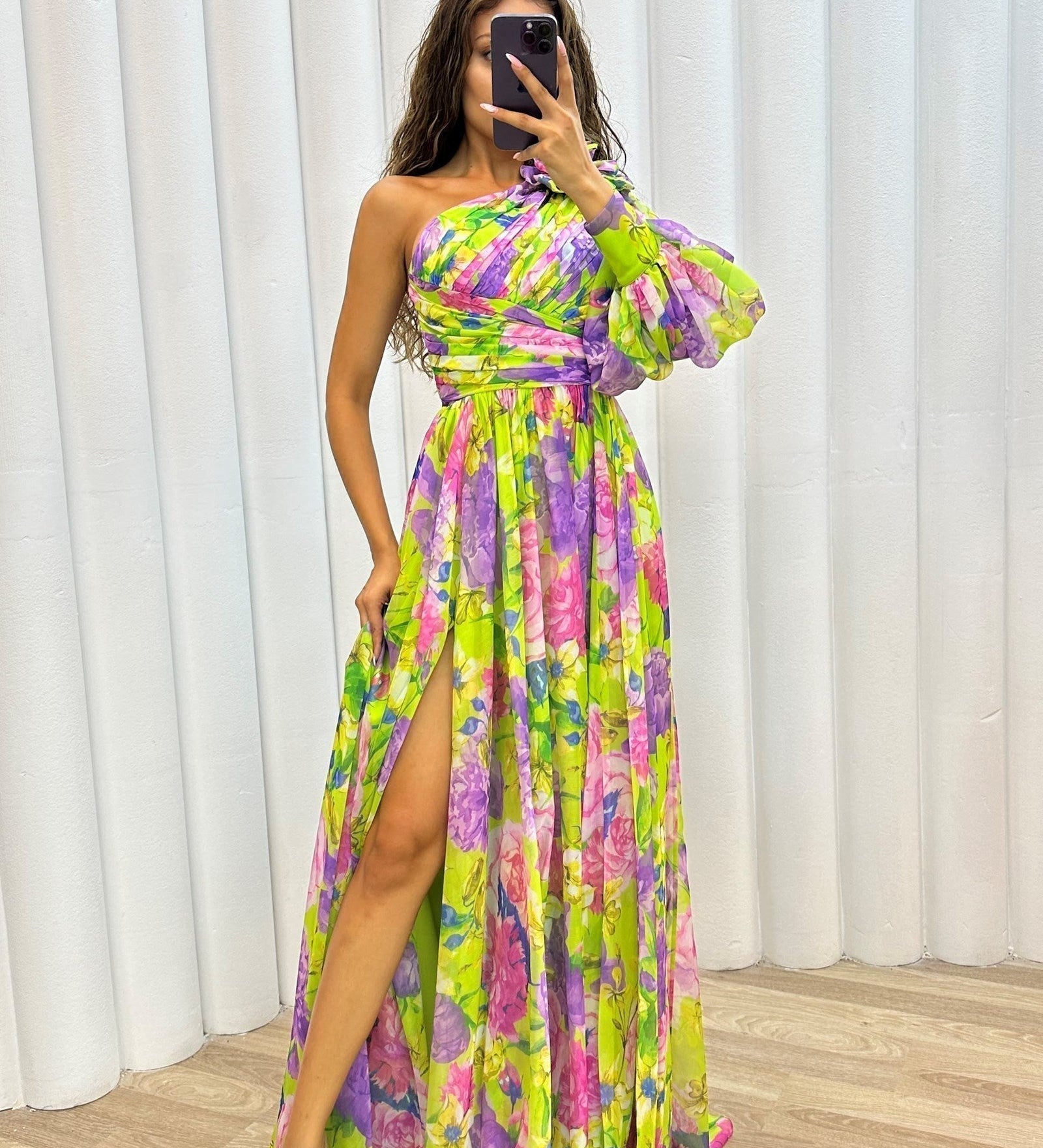 Whitney - Vestido Elegante y Fluido