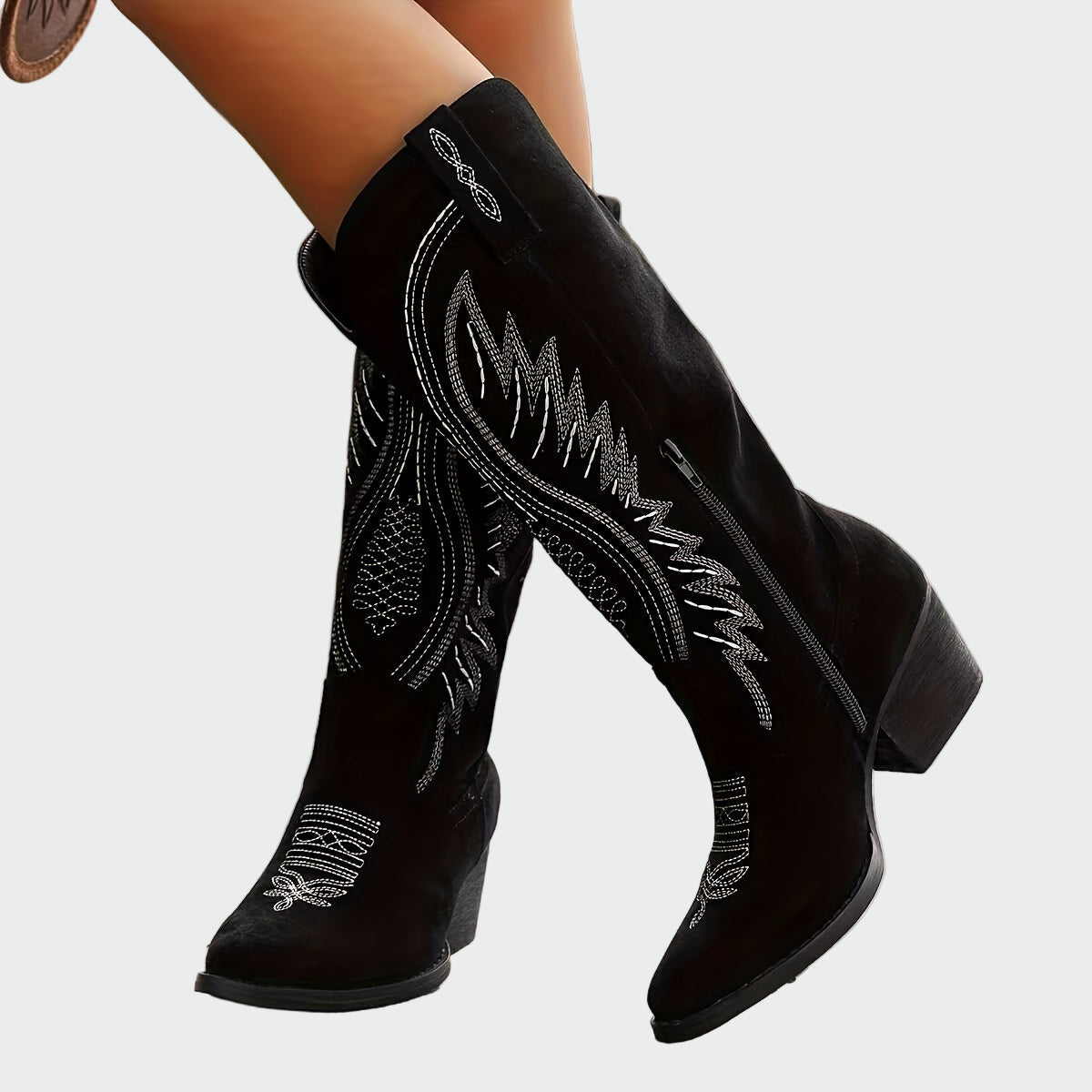 Botas occidentales bordadas y elegantes