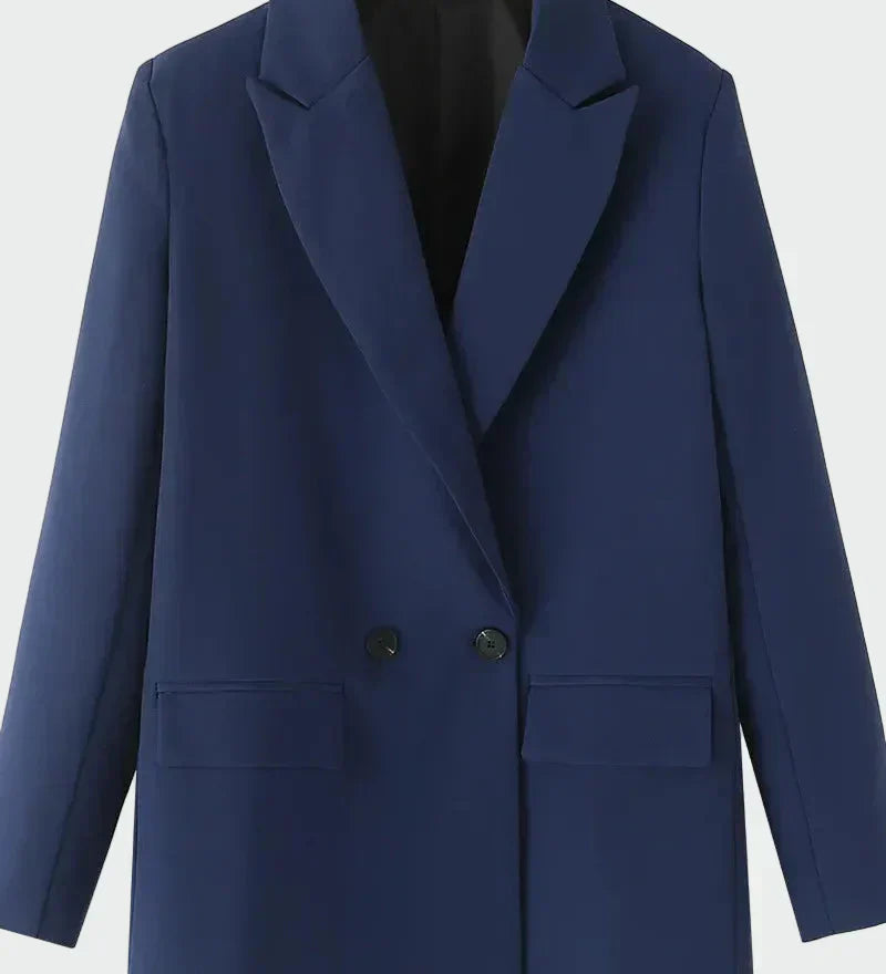 Abrigo Oversized con Línea Moderna