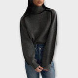 Emília - Suéter con cuello alto elegante